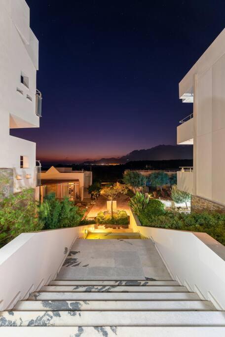 Marilia Suite Makrýgialos Exterior foto